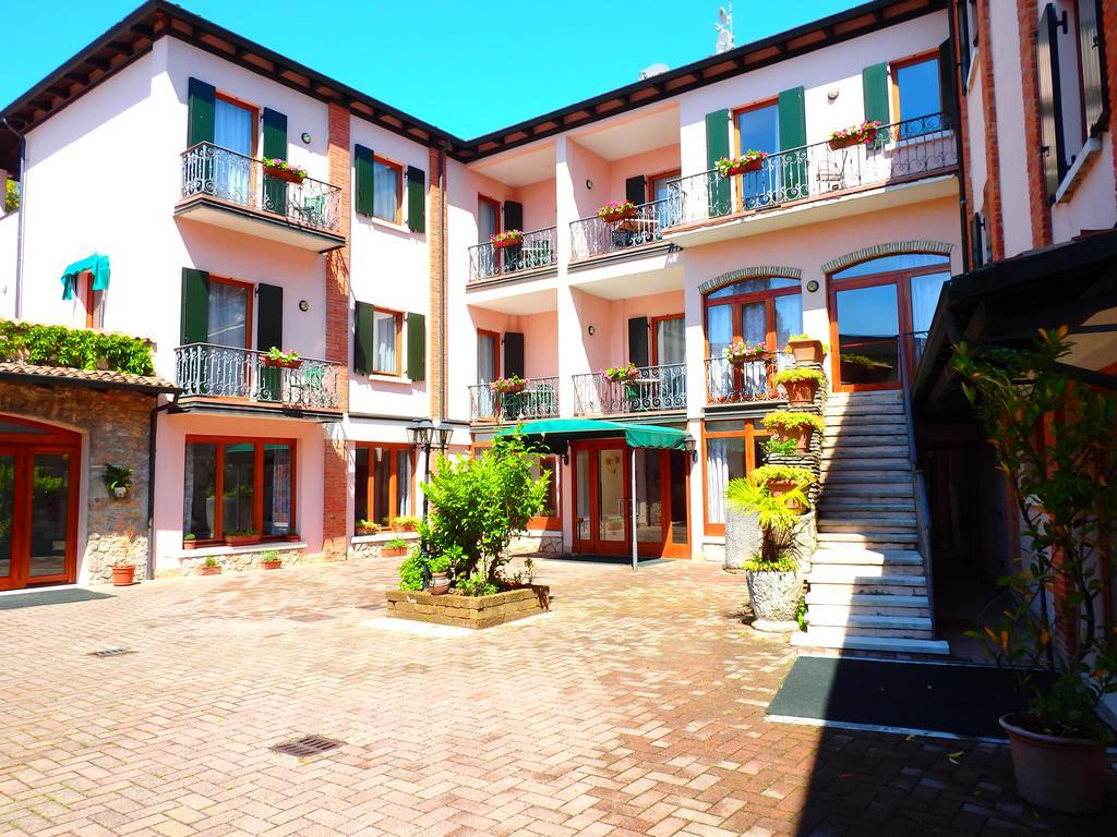 Hotel Meridiana Sirmione Exterior foto